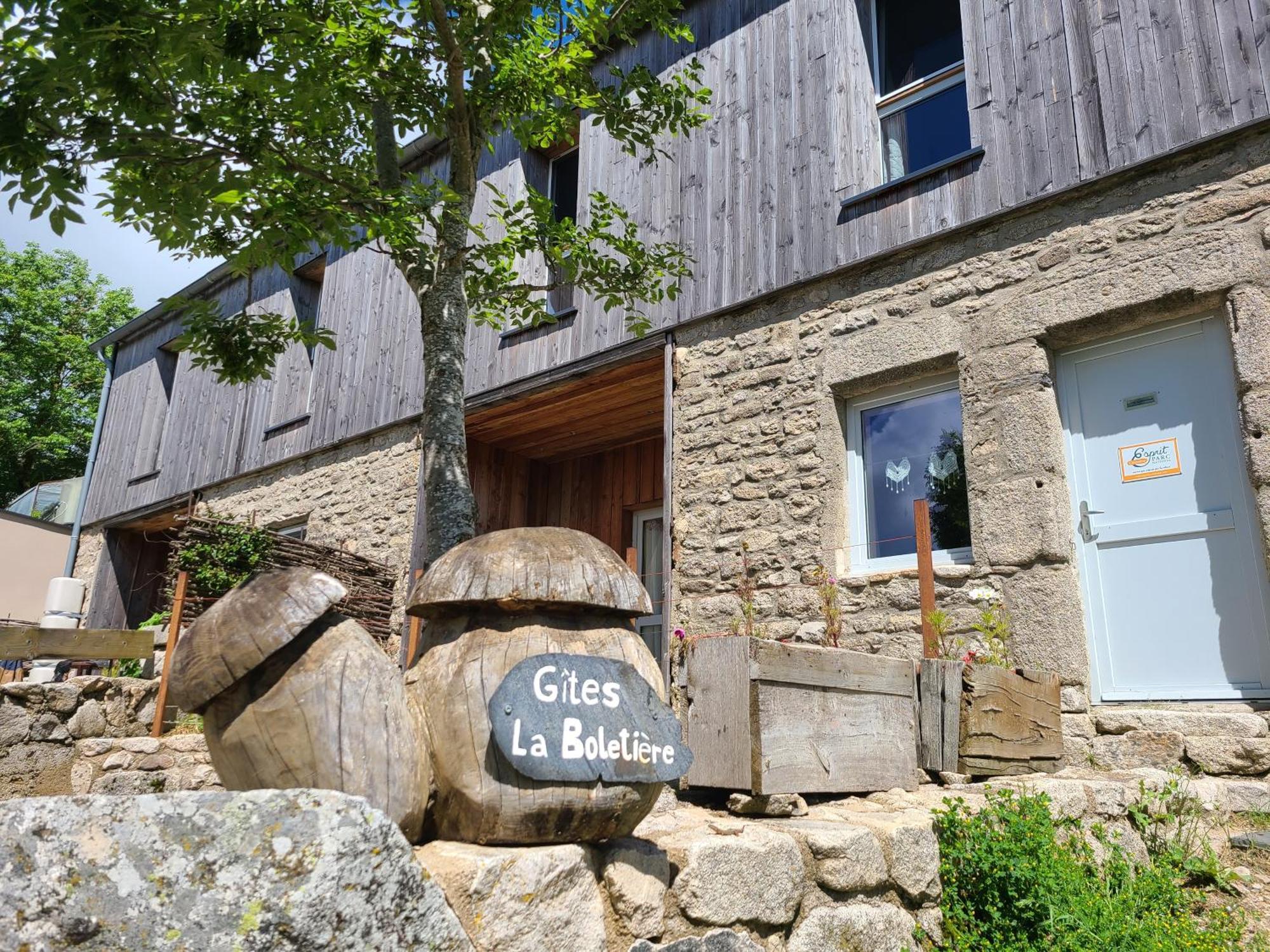 Gites La Boletiere Saint-Etienne-du-Valdonnez Экстерьер фото