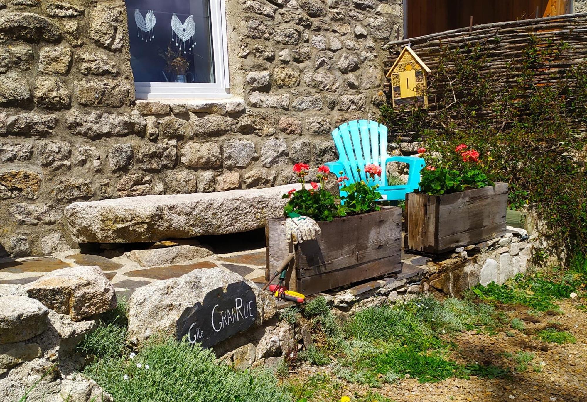 Gites La Boletiere Saint-Etienne-du-Valdonnez Номер фото